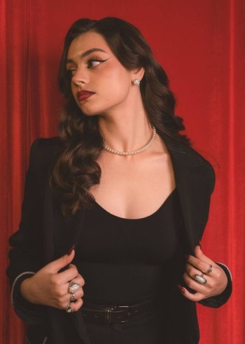 Полли, Г. Зеленогорск